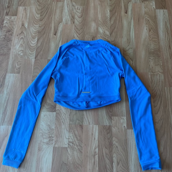 Whitney Simmons cropped long sleeve! - Picture 2 of 4